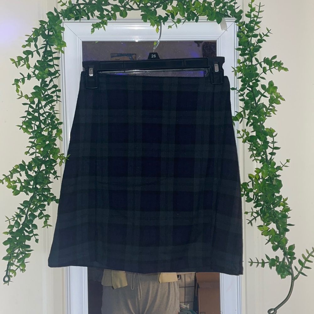 brandy Melville plaid skirt